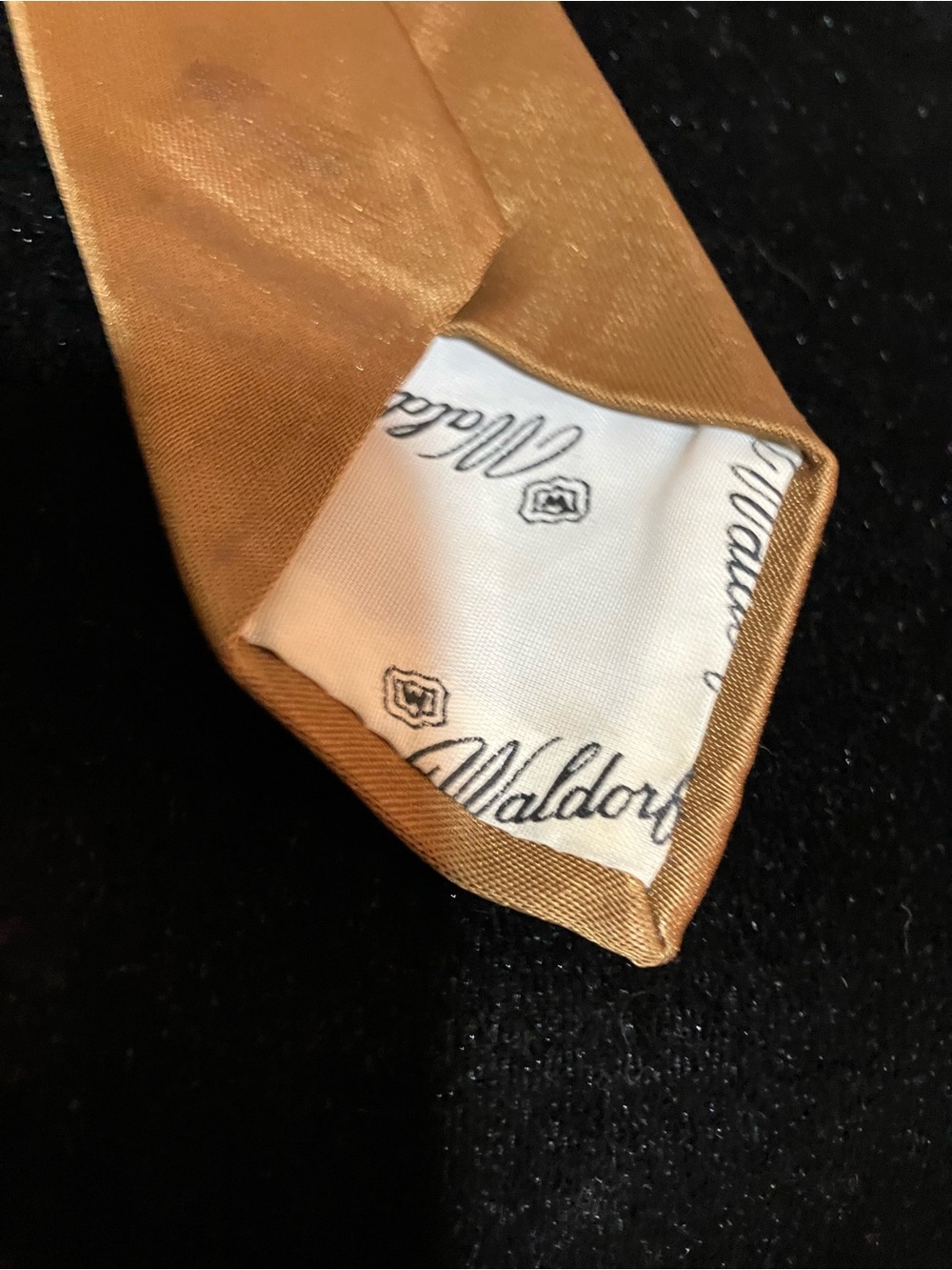 Two 1980’s Vintage Skinny Silk Ties - Picture 9 of 10